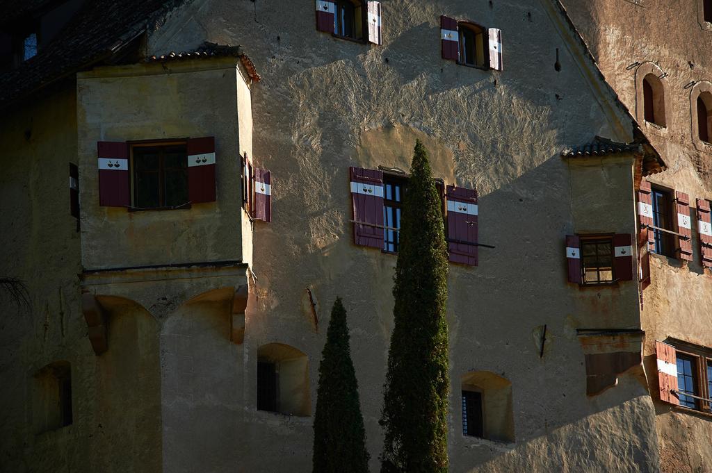 Schloss Englar Appiano Sulla Strada Del Vino Esterno foto